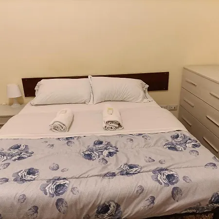 Fanti Homes بيت ضيافة *